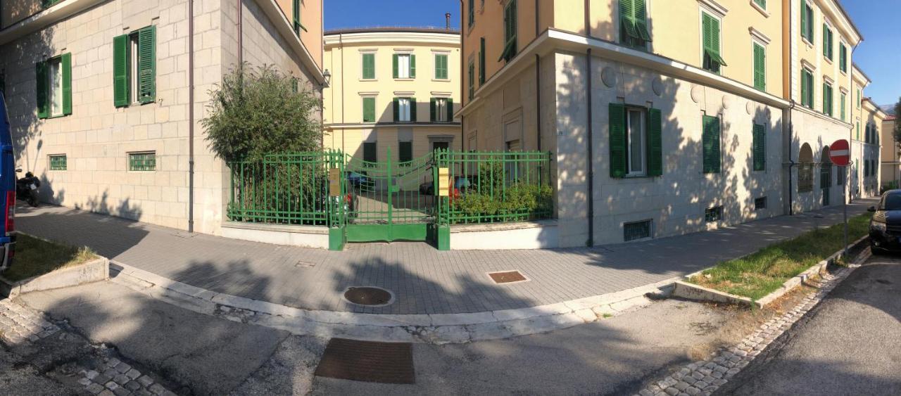 A Casa Di Noemi Bed & Breakfast LʼAquila Exterior foto